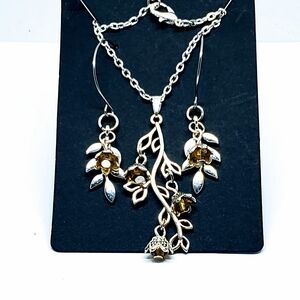 Gold Floral Necklace and Earring Set